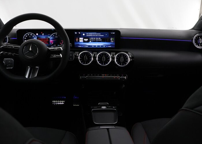 Mercedes-Benz A-Klasse 180 Star Edition AMG Line