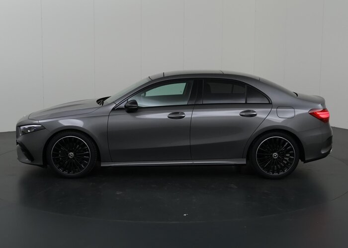 Mercedes-Benz A-Klasse 180 Star Edition AMG Line
