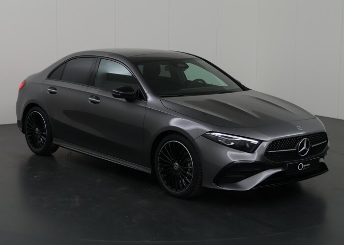 Mercedes-Benz A-Klasse 180 Star Edition AMG Line
