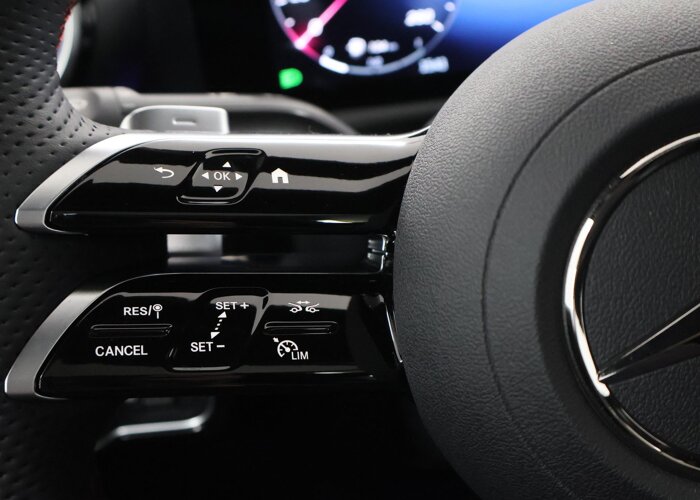 Mercedes-Benz A-Klasse 180 Star Edition AMG Line
