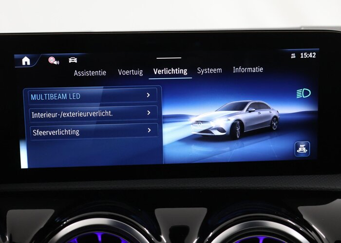 Mercedes-Benz A-Klasse 180 Star Edition AMG Line