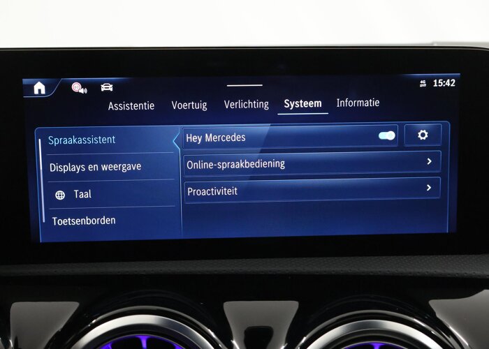 Mercedes-Benz A-Klasse 180 Star Edition AMG Line