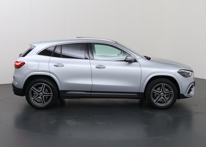 Mercedes-Benz GLA 250 e Business Solution AMG