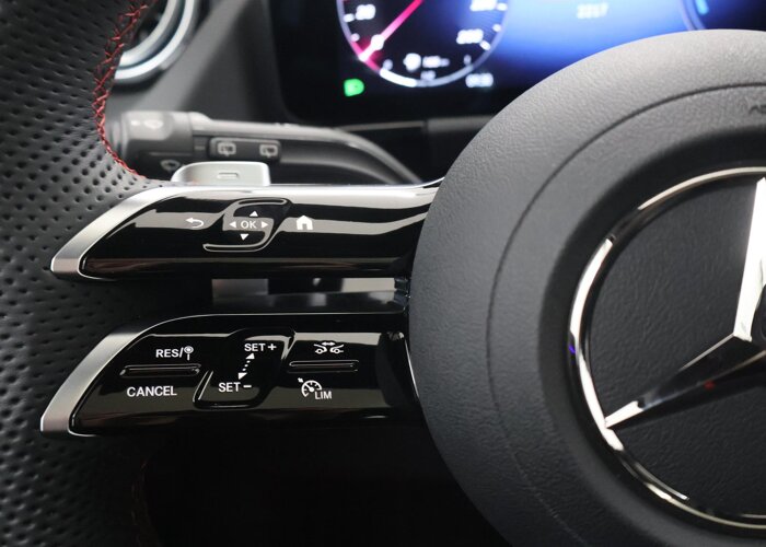 Mercedes-Benz GLA 250 e Business Solution AMG
