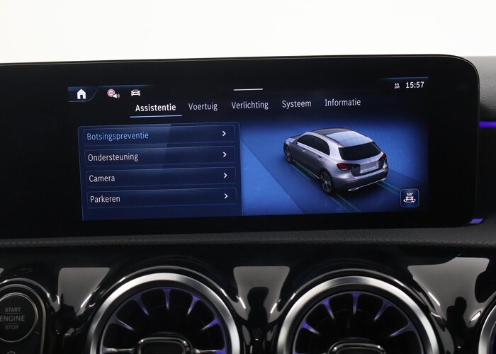 Mercedes-Benz A-Klasse 180 Star Edition AMG Line 180 Star Edition AMG Line Plus