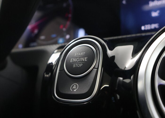 Mercedes-Benz A-Klasse 180 Star Edition AMG Line 180 Star Edition AMG Line Plus