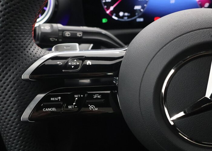 Mercedes-Benz A-Klasse 180 Star Edition AMG Line 180 Star Edition AMG Line Plus