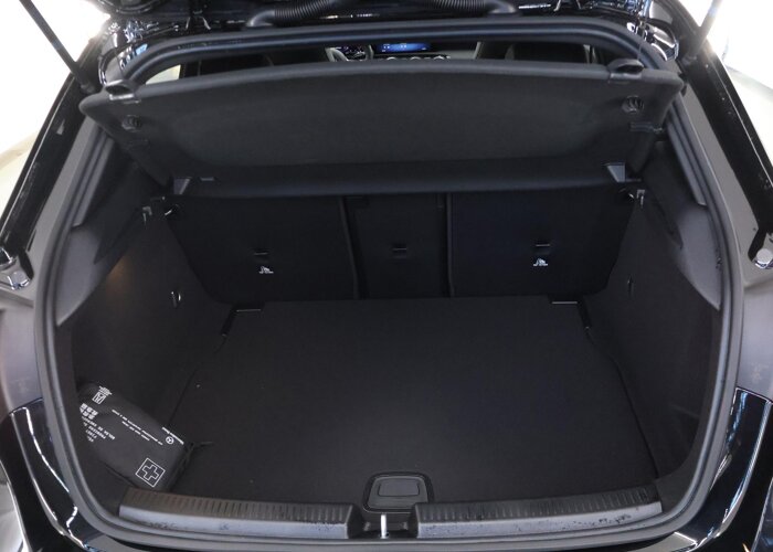 Mercedes-Benz A-Klasse 180 Star Edition AMG Line 180 Star Edition AMG Line Plus