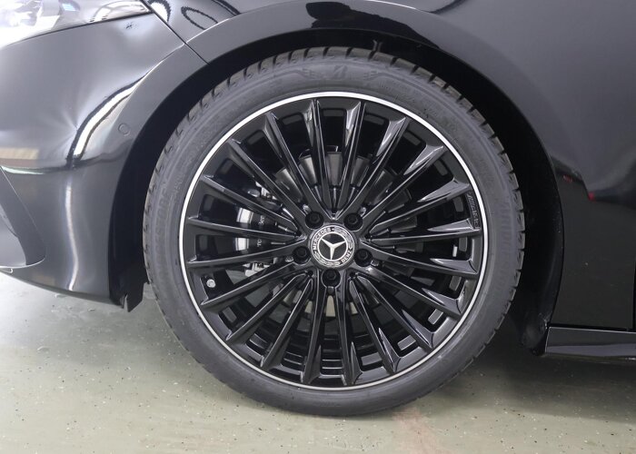 Mercedes-Benz A-Klasse 180 Star Edition AMG Line 180 Star Edition AMG Line Plus
