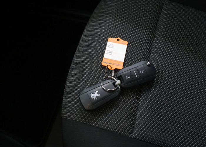 Peugeot Partner 1.5 BlueHDI Premium | Automaat |