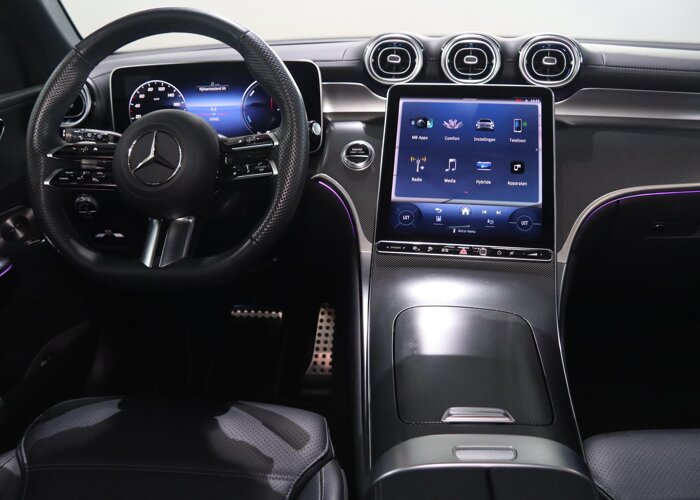 Mercedes-Benz GLC 300e 4MATIC AMG Line