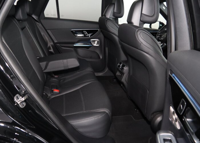 Mercedes-Benz GLC 300e 4MATIC AMG Line