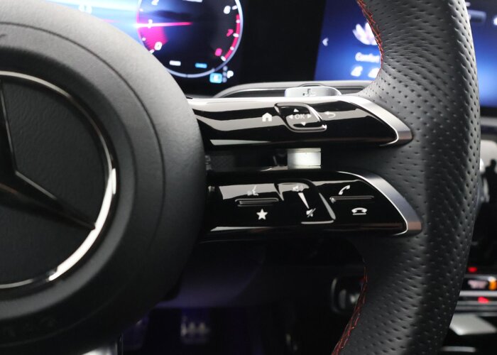Mercedes-Benz A-Klasse 180 AMG Line