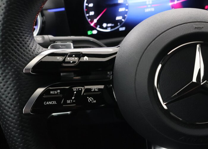 Mercedes-Benz A-Klasse 180 AMG Line