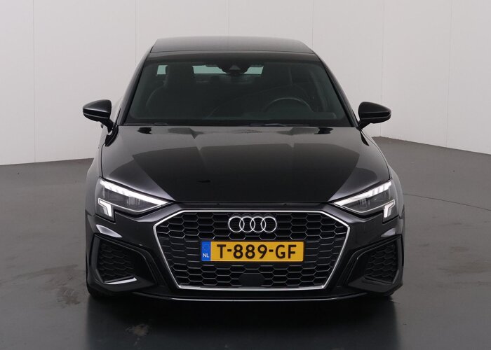 Audi A3 Limousine 30 TFSI S edition