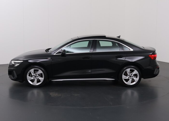 Audi A3 Limousine 30 TFSI S edition