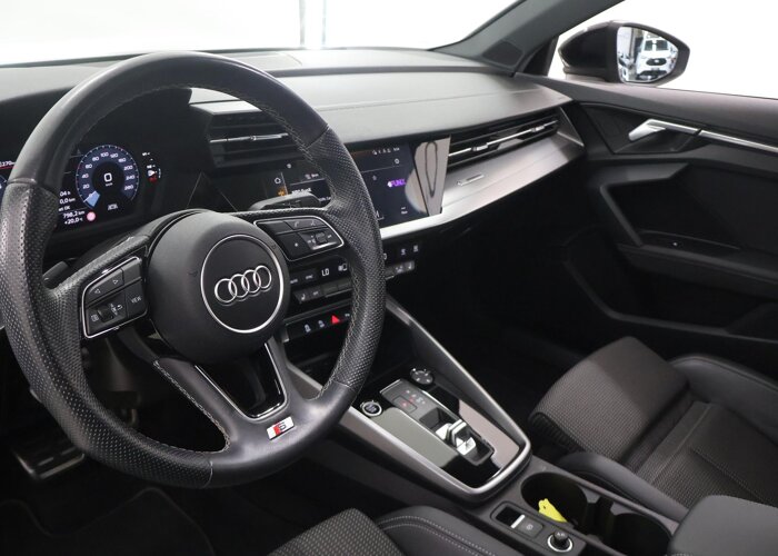 Audi A3 Limousine 30 TFSI S edition
