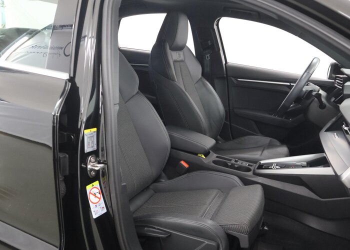 Audi A3 Limousine 30 TFSI S edition