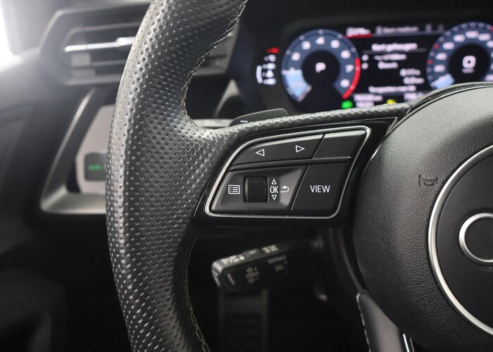 Audi A3 Limousine 30 TFSI S edition