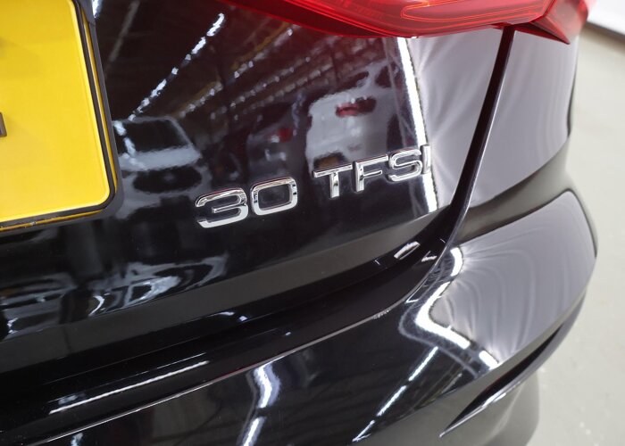 Audi A3 Limousine 30 TFSI S edition