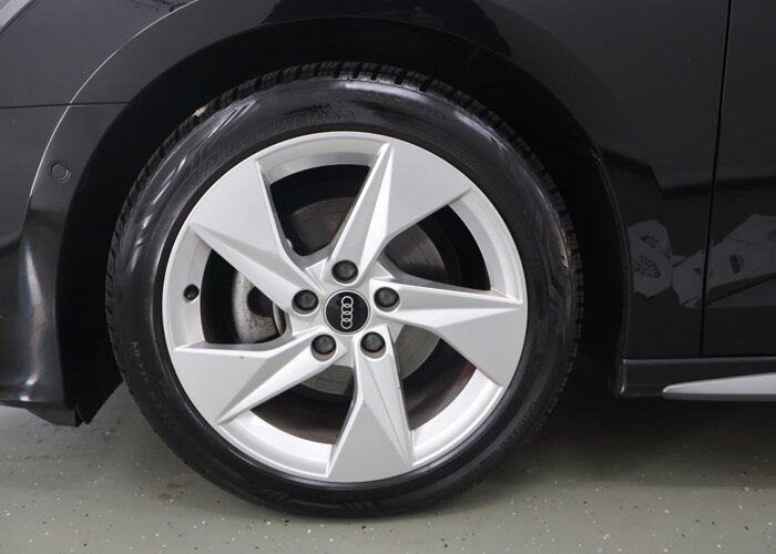 Audi A3 Limousine 30 TFSI S edition