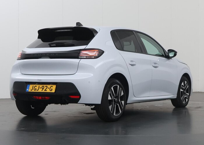 Peugeot 208 1.2 Hybrid 110 e-DCS6 Allure