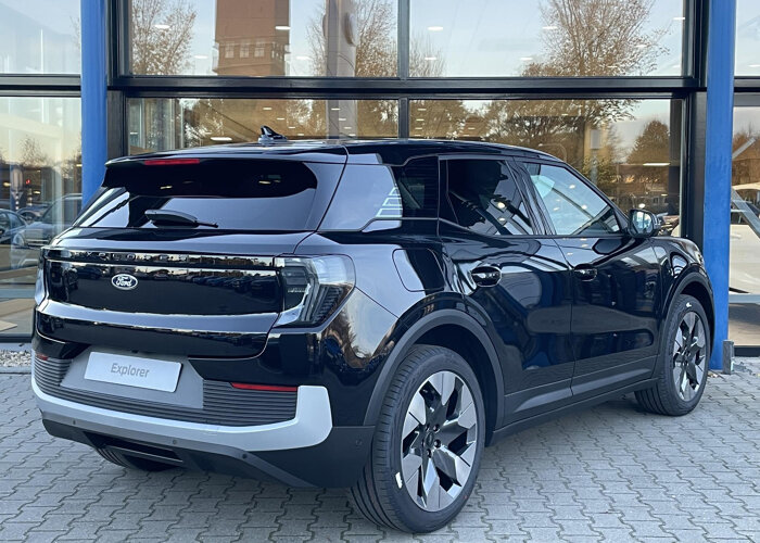 Ford Explorer Premium Extended Range RWD 77 kWh