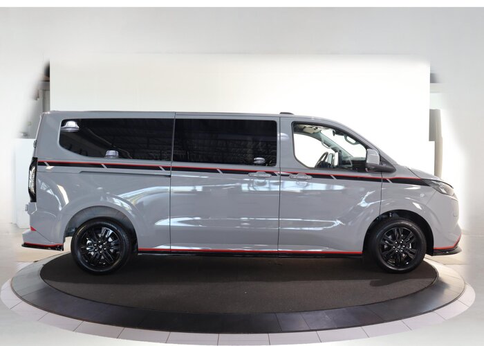 Ford Transit Custom 320 2.5 PHEV L2H1 Grey Platinum DC