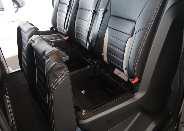 Ford Transit Custom 320 2.5 PHEV L2H1 Grey Platinum DC