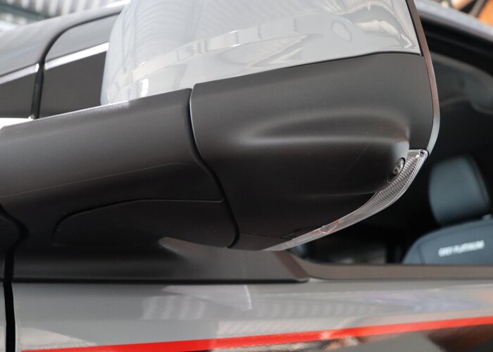 Ford Transit Custom 320 2.5 PHEV L2H1 Grey Platinum DC