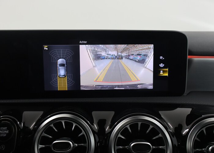 Mercedes-Benz A-Klasse 200 Business Solution AMG