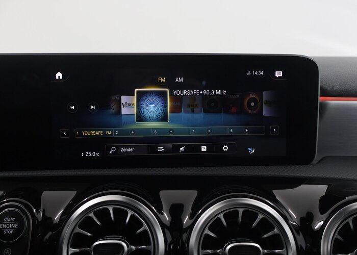 Mercedes-Benz A-Klasse 200 Business Solution AMG