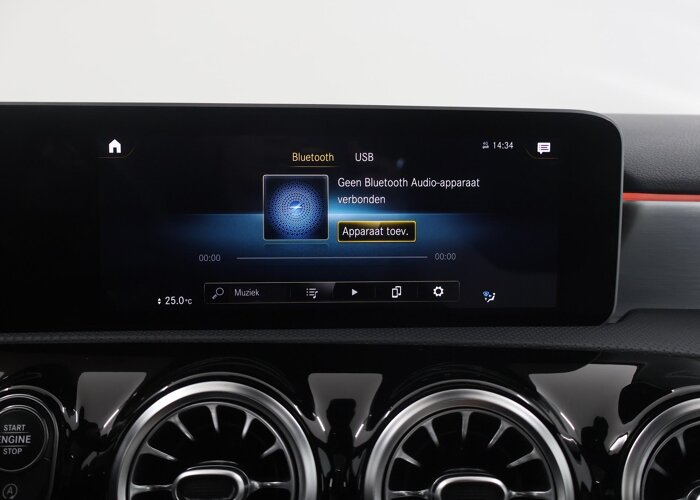 Mercedes-Benz A-Klasse 200 Business Solution AMG