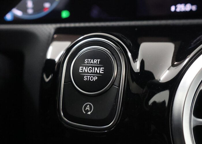 Mercedes-Benz A-Klasse 200 Business Solution AMG