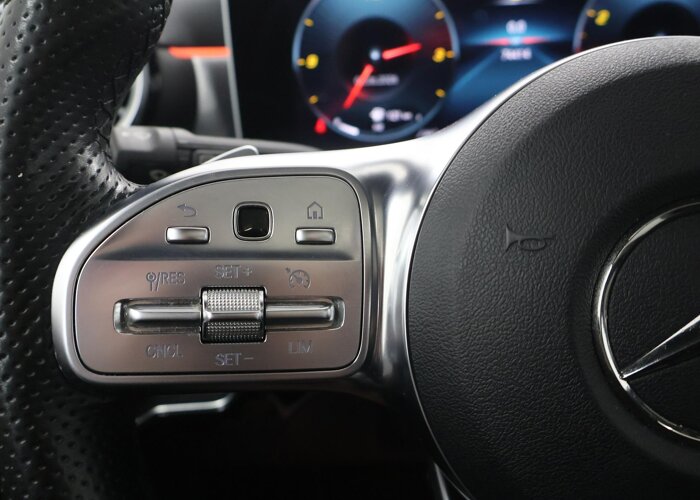 Mercedes-Benz A-Klasse 200 Business Solution AMG