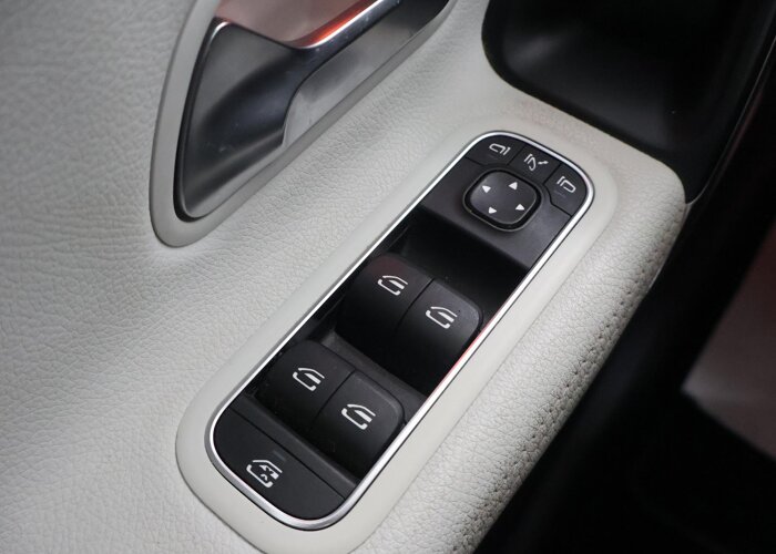 Mercedes-Benz A-Klasse 200 Business Solution AMG