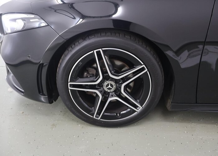 Mercedes-Benz A-Klasse 200 Business Solution AMG