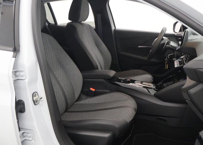 Peugeot 208 1.2 Hybrid 110 e-DCS6 Allure
