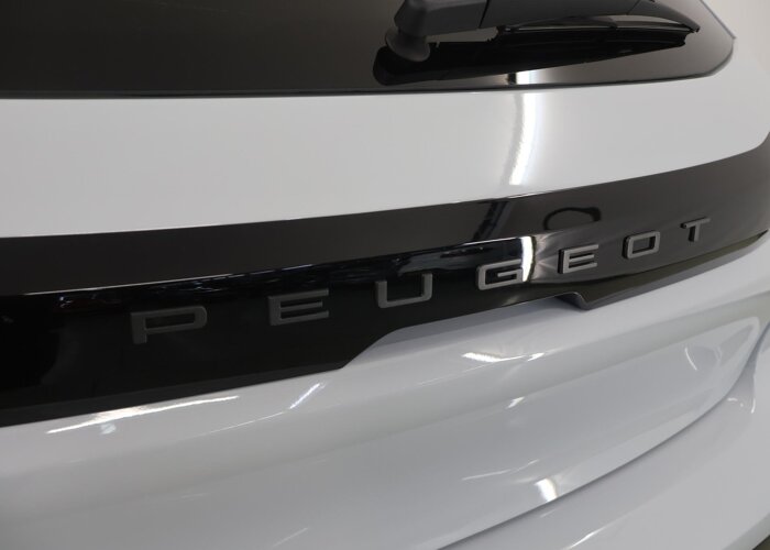 Peugeot 208 1.2 Hybrid 110 e-DCS6 Allure