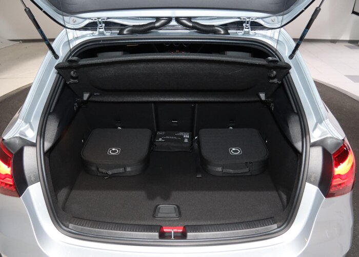 Mercedes-Benz A-Klasse 250e Business Solution AMG