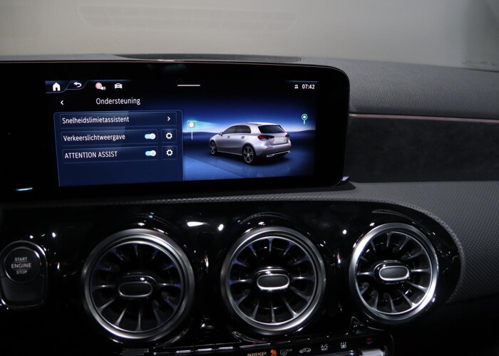 Mercedes-Benz A-Klasse 250e Business Solution AMG
