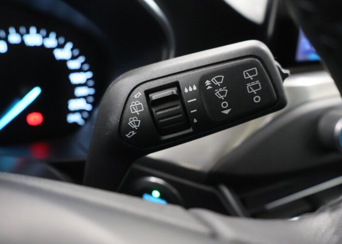 Ford FOCUS Wagon 1.0 EcoBoost Titanium Business