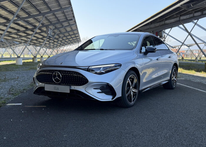 Mercedes-Benz CLA-Klasse 200 Business Solution AMG 58 kWh EQ