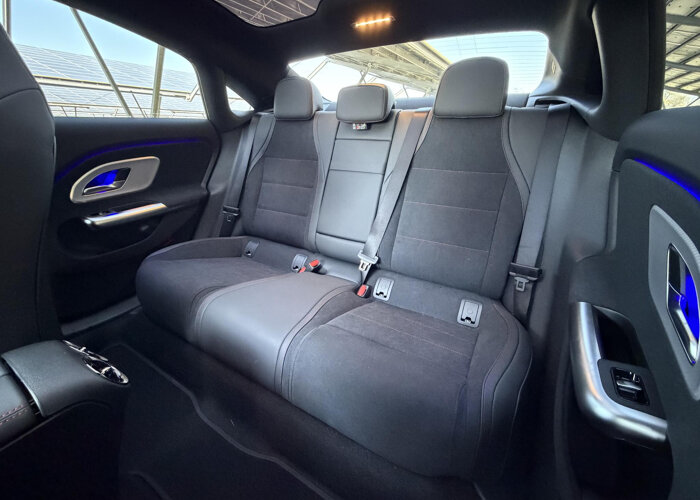 Mercedes-Benz CLA-Klasse 200 Business Solution AMG 58 kWh EQ