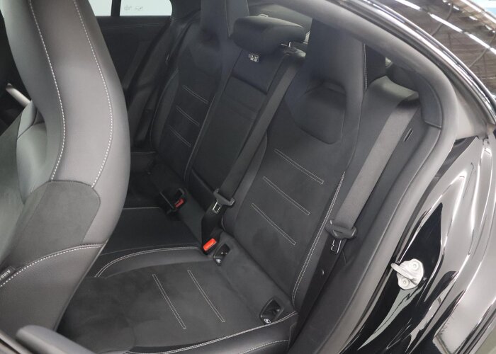 Mercedes-Benz CLA-Klasse 250 e Premium Plus