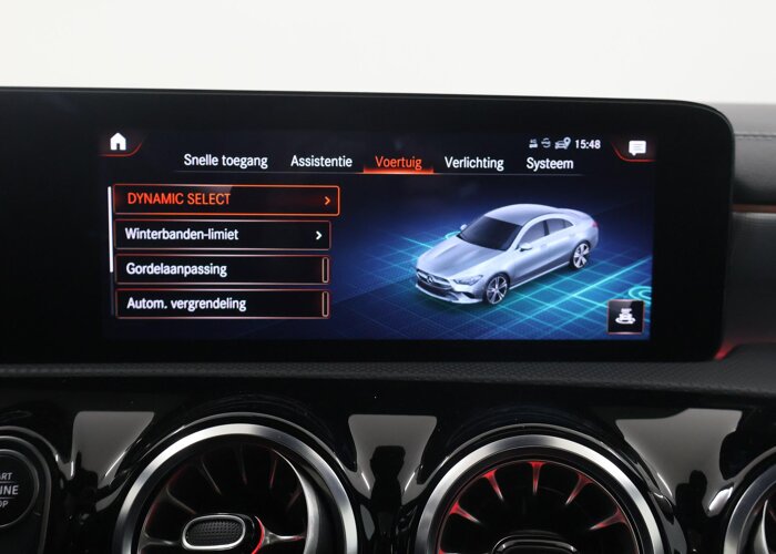 Mercedes-Benz CLA-Klasse 250 e Premium Plus