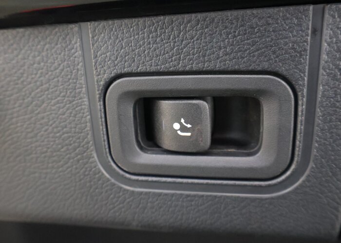 Mercedes-Benz CLA-Klasse 250 e Premium Plus