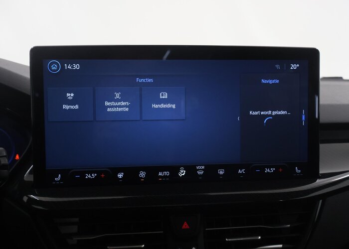 Ford Focus 1.0 EcoBoost Hybrid ST Line X