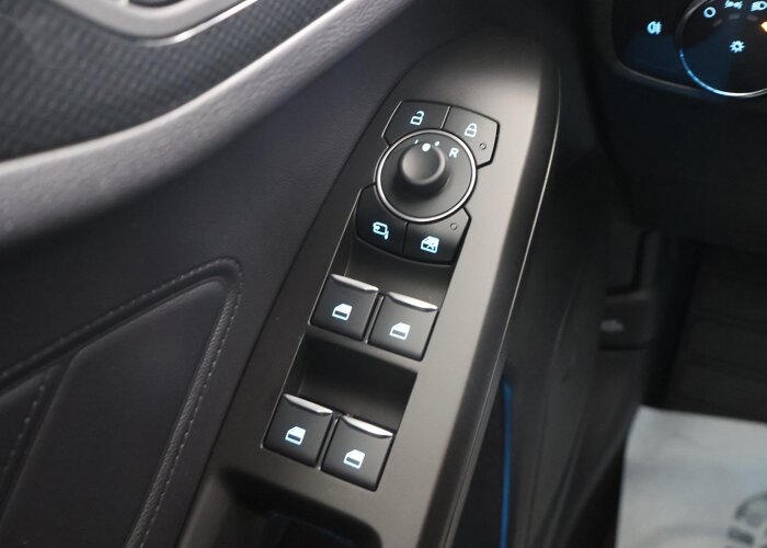 Ford Focus 1.0 EcoBoost Hybrid ST Line X
