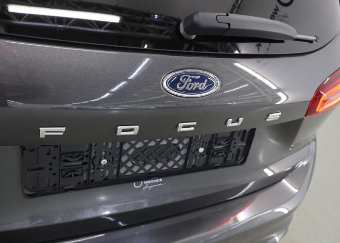 Ford Focus 1.0 EcoBoost Hybrid ST Line X